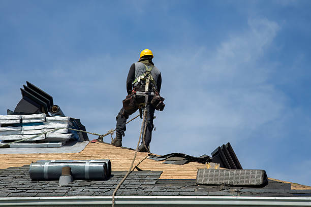 Professional Gutter Installation technician working in Missouri City, TX